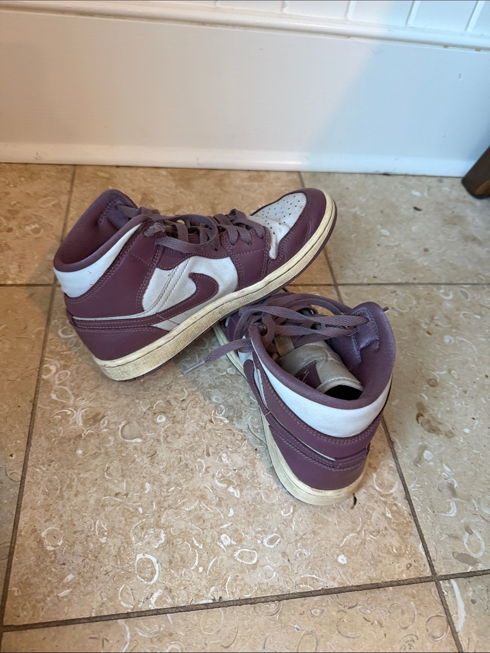 High-Top Athletic Sneakers in Mauve and White